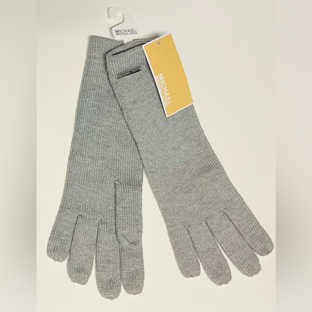 MICHAEL KORS Winter Gloves Pearl Heather Gray NEW!